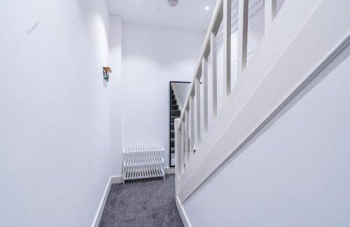 City of London Deluxe 4BR Steps to Tube - Foto 26