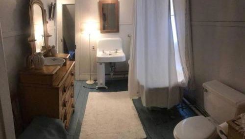 High Peaks Private Room #4 in a Shared House Homestay - Photo 4, Other