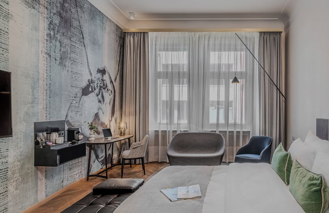 Mottl House by Adrez - Photo 25