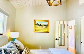 Gorgeous 3-bdrm home, walk to town and beach - Photo 44