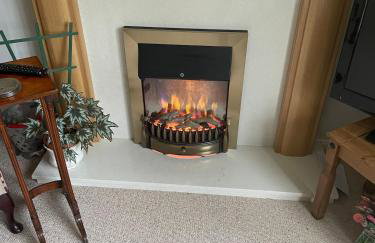 Beautiful Modern Cottage in Beaconsfield 3 bed - Foto 17