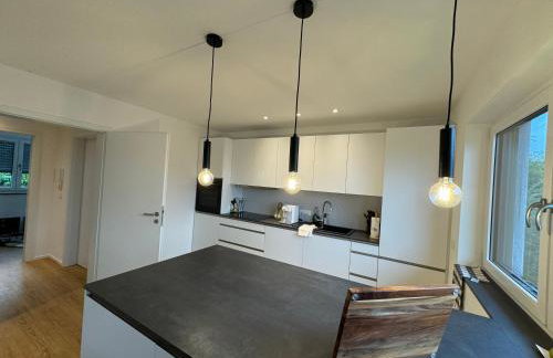 Liboria I Stylische Maisonette Wohnung Alpenblick I 4min zum See - Foto 8