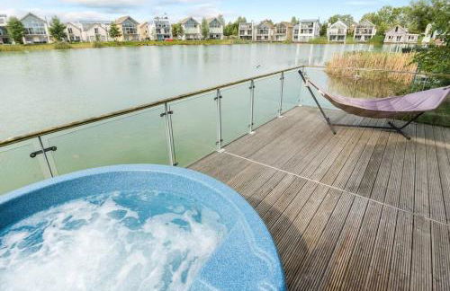 Skylark Lodge HM24 HOT TUB Lakeside Spa - Foto 3