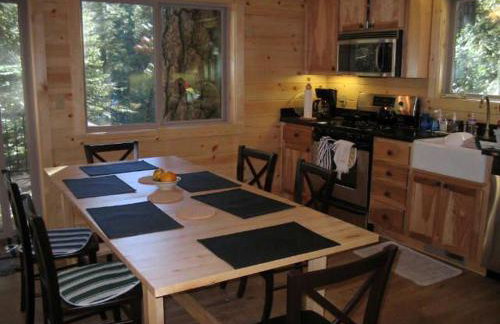 Exceptional Riverside Cabin Rental in the Trees near Pinecrest Lake, California - Foto 21