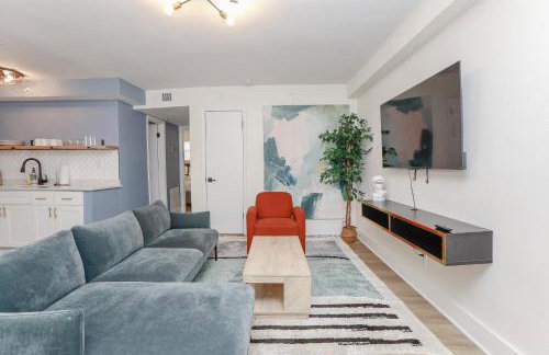 Sojourn's Harborage Jellyfish Suite Near Beach - Photo 13