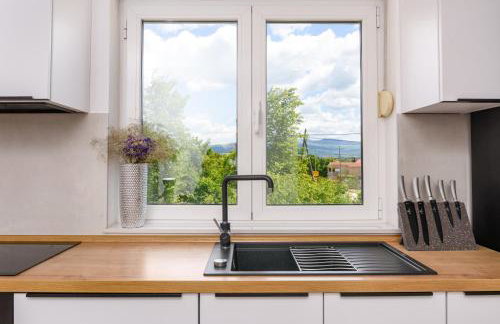 Divine Apartment Drnis - "Modern comfort at the gateway to Krka National Park" - Photo 9