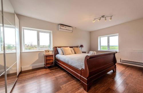 Charming Cottage Stunning Views - Pass the Keys - Foto 20