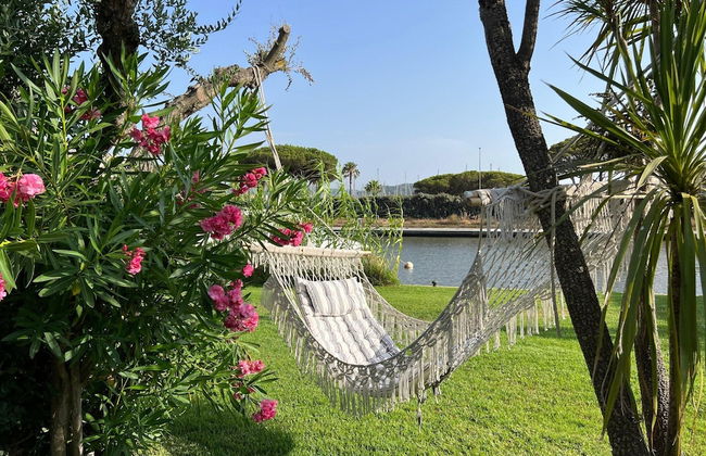 Lovely Holiday Apartment by the sea in Grimaud - Photo 14