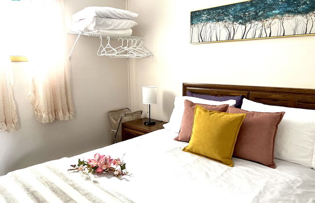 Multicultural Museum Cottages - Photo 5