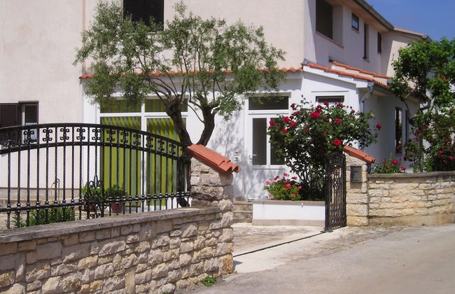 Apartments Cerin - Foto 1