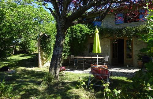 Maison de charme à Saoû, avec beau jardin au calme - Foto 1
