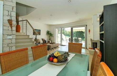 3 Bedroom Gorgeous Home In Svivan - Foto 18