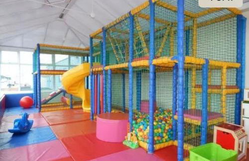 Two x 6 Berth static caravan on Lyons Robin Hood Rhyl North wales - Photo 20