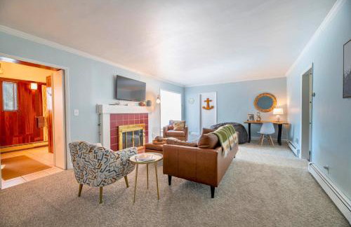 Surf Shack- North Muskegon Oasis - Foto 1