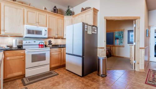 Incredible Views w Garage on Lake and bike trail - Foto 3