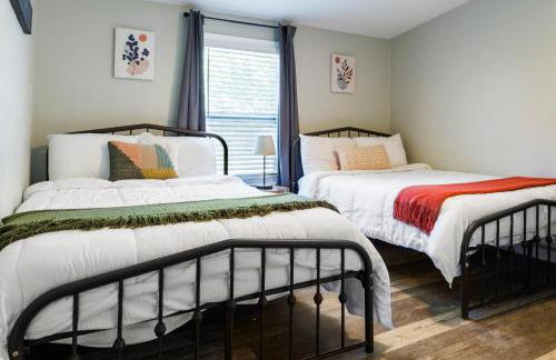 Franklin 4BR Escape, BBQ, Fire Pit, Sleeps 15 - Foto 24