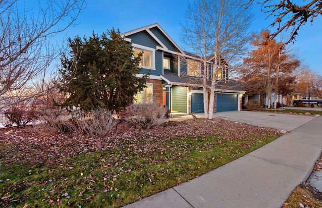 Spacious Home W/ Fun Amenities | Lake & Mtn Views - Foto 49