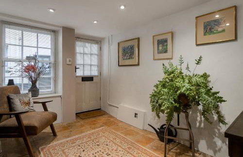 Gallery Lodge Holiday Home - Short Stays UK - Photo 42