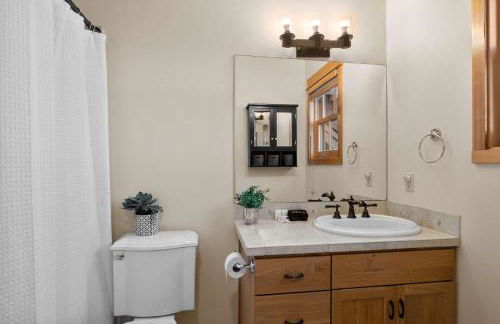 New Build Walk to Sisters Arcade Peloton Fire Pit - Foto 28