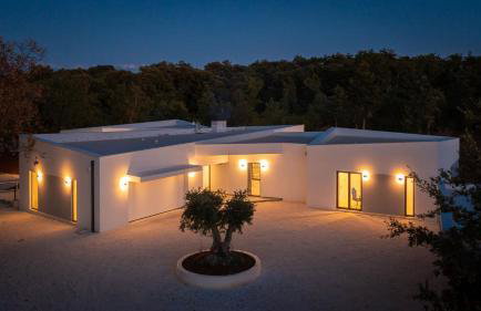 Villa Vines, Modern luxury in serene seclusion - Foto 32