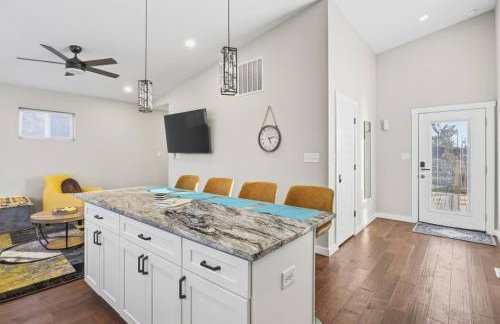 Cozy Comfort near Fountain Square- Downtown Indy - Photo 57