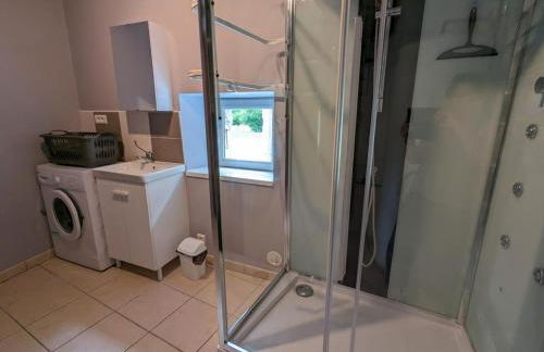 Maison avec Piscine Privative, Jardin, Billard et Proche des Plus Beaux Villages de France - FR-1-653-243 - Foto 8