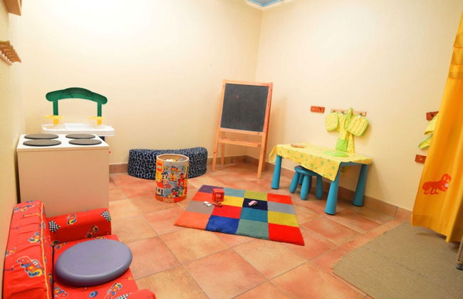 Scenic Villa Near Lake View - Photo 23