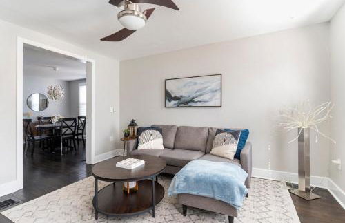 Modern Abode 2BR Near UofR, Highland, Downtown Rochester, NY Sleeps 4 - Foto 32