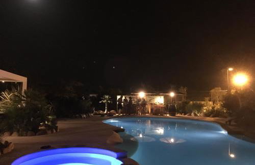 L'Hacienda Piscine chauffée à 28, spa, boulodrome et court de Tennis privés, 2 villas indépendantes - Foto 51