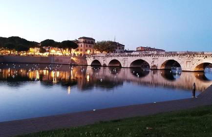 Le Dune 200m dal mare parcheggio gratis AC vicino alla Fiera di Rimini - Photo 13
