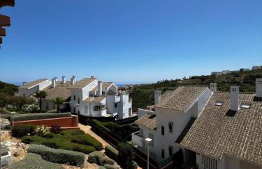 Home in Alcaidesa - sea & golf view with swimming pool - Foto 10