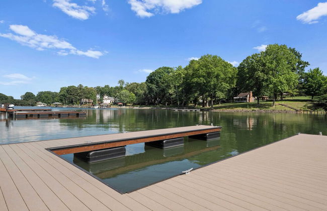 Black Bear & Blue Heron by Avantstay 2 Lakefront Homes, Sleeps 43 Pool, Dock, Theater - Foto 69