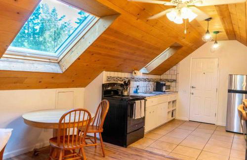 Hawks Nest- Perfect Getaway in Shaver Lake - Foto 5