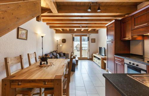 Chateau - Charming Apartment in the city Center with 3 bedrooms - By Cozee Rentals - Foto 47