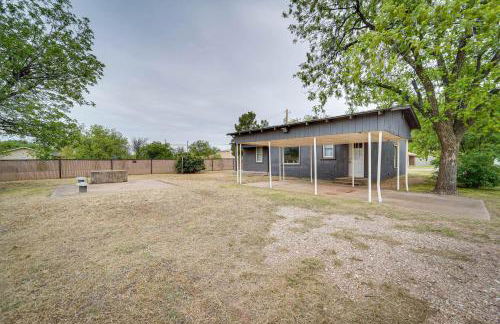 Pet-Friendly North Texas Home with Spacious Yard! - Photo 24