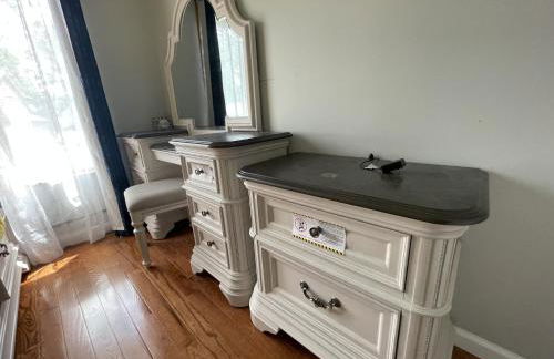 Charming 1-bdrm Apt close to all - Photo 15