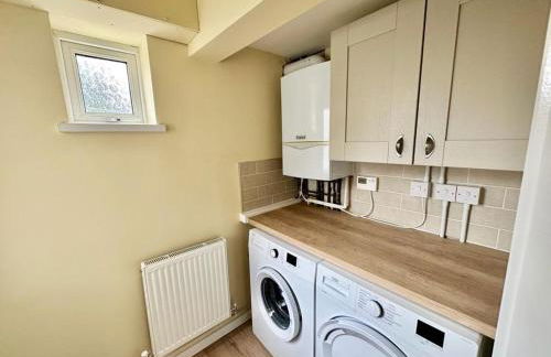 Pembroke Dock Hidden Gem - Pass the Keys - Photo 14