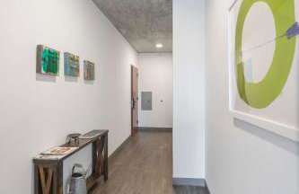 Sophisticated 3BR Suite - New Modern and Luxurious - Photo 40