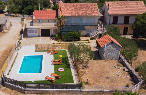 Apartments Brkić, Lozovac Krka NP with Pool - Foto 28