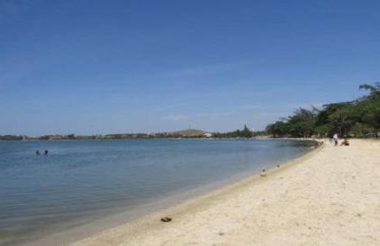 Casa perto da lagoa - Balneário São Pedro - Foto 1