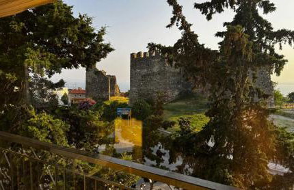 The Three Views - Foto 25