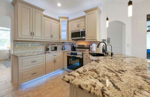 Southern Dunes Home w Pool, Spa & Game Room - Foto 34