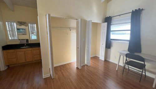 Spacious 3 Bedroom with Beautiful Backyard - Foto 3