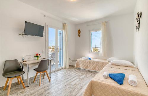 Ippocampos Seaside Serenity - Unwind at Paros Poolside Retreats - Photo 15