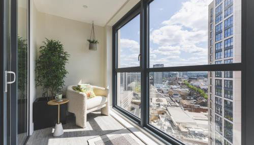 Stunning Premium 2 Bed Flat with Great Views - Rooftop on Top Floor - Foto 2