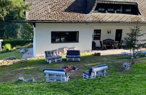 Schwarzwald-Villa mit Indoor-Pool - Foto 9