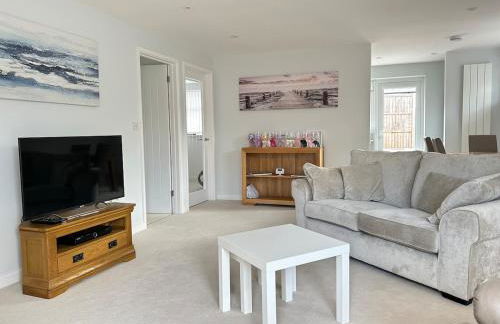 Private Garden Retreat 2BR Modern Comfort - Foto 34