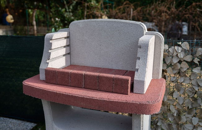 Scarlet Apartment with Garden - Photo 28