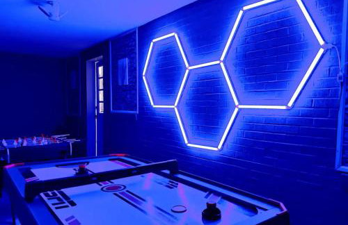 All Seasons Cottage - Game Room - Firepit By Zen Living Short Term Rental - Foto 7