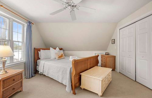 Cozy Bungalow Close to Downtown - Foto 20